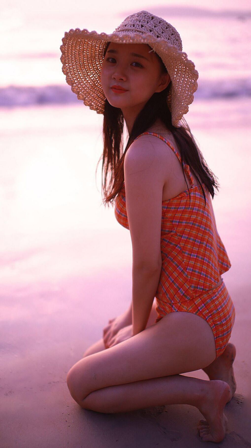 国家队后卫线人员调整加强防守转换与战术执行力,球队后卫