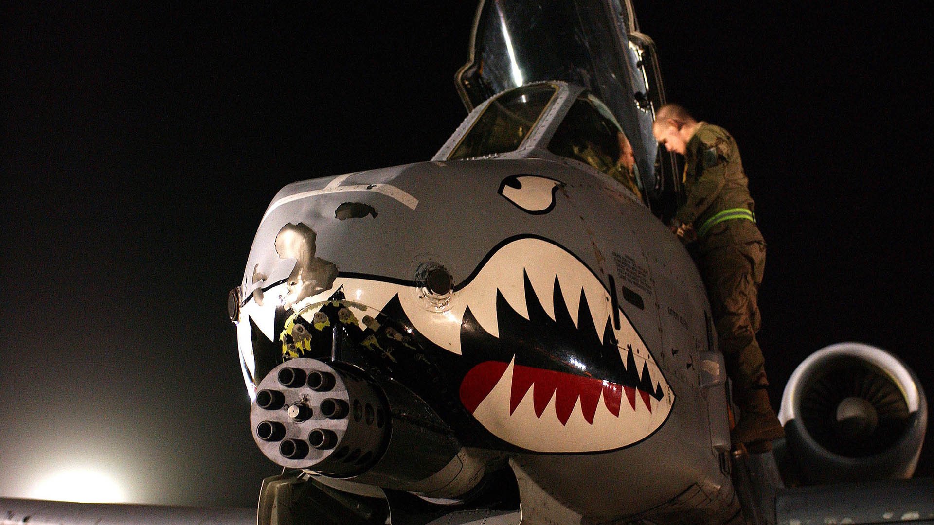 乐鱼电竞-库里回应外界质疑称会继续坚持热爱，库里宣布