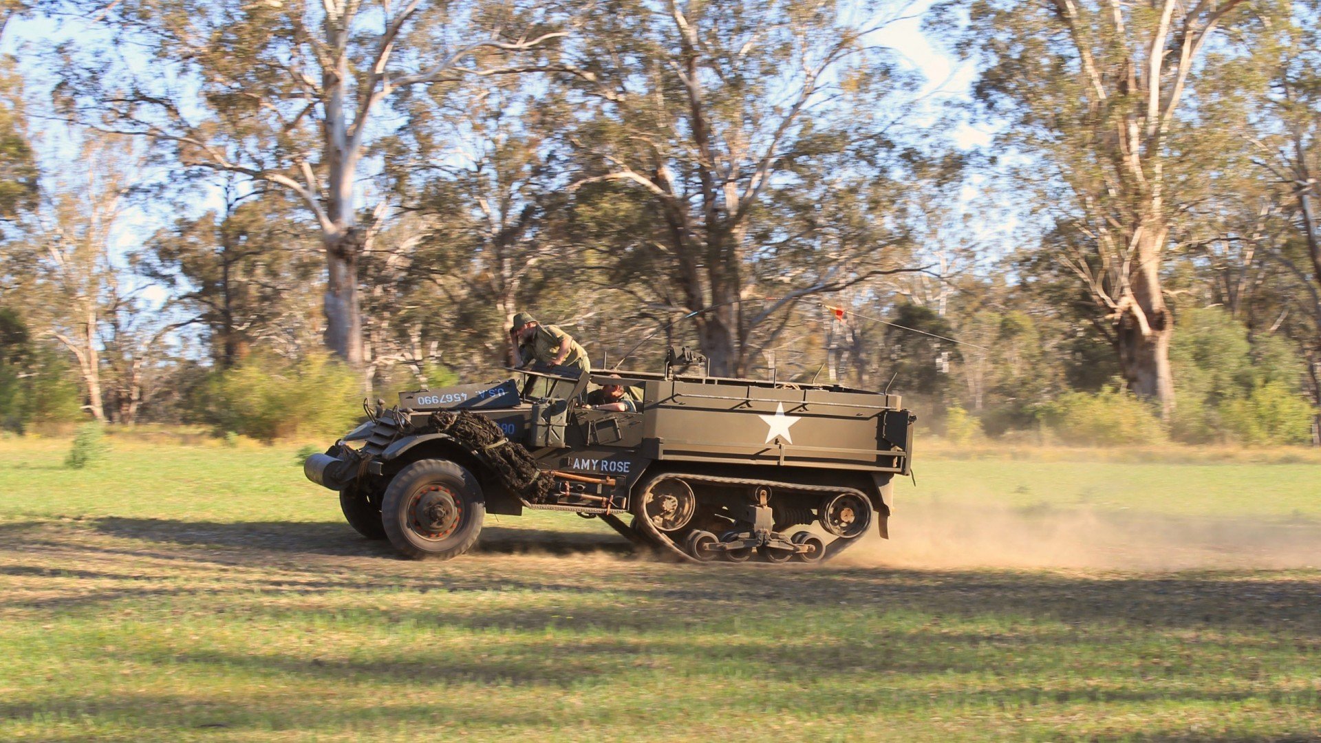 Leyu Sports (乐鱼体育)-意甲领头羊对决：战术对抗中的精彩对攻，意甲头牌