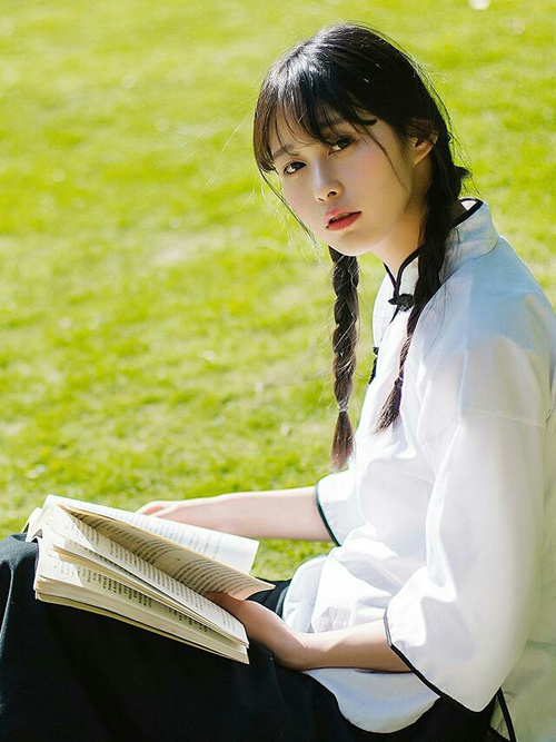 乐鱼（中国）体育官方网站-法甲全场燃爆：激情热血瞬间不断延续，法甲集锦