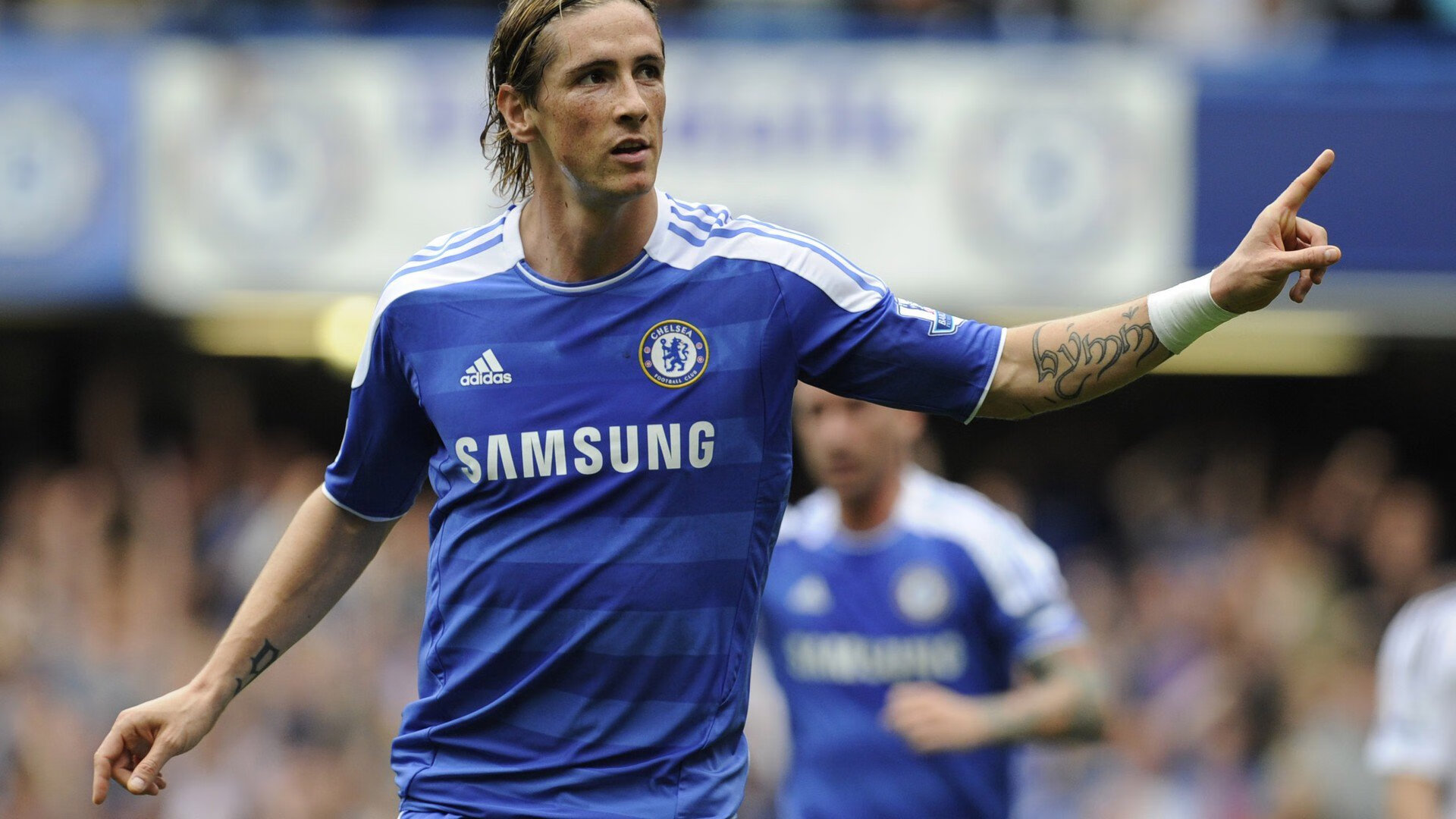 乐鱼体育官方网站-3-1！曼城狂造3神迹，哈兰德双响打崩黑马，瓜帅盛赞比肩梅罗，哈兰德 曼城球迷群