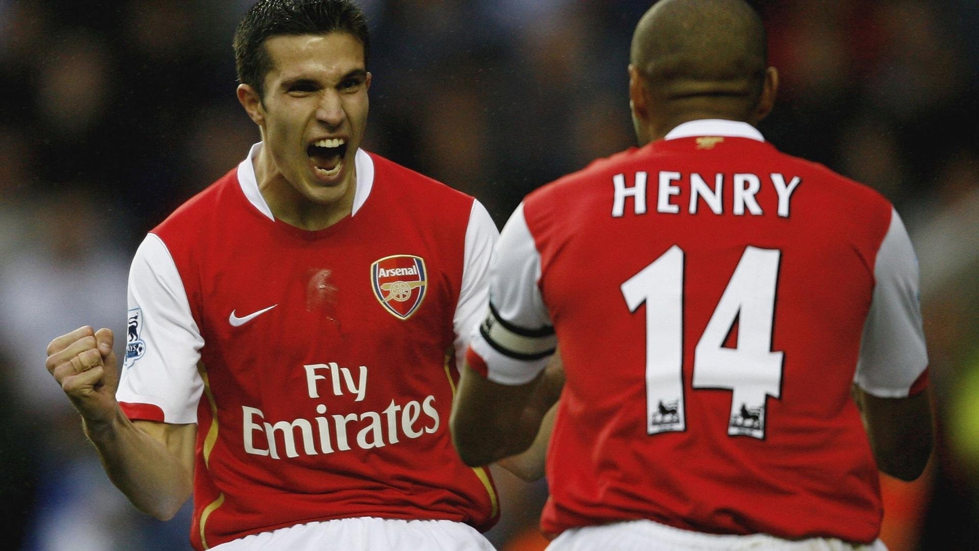 奇亚拉·佩拉卡尼与马泰奥·桑托罗完美诠释团队力量