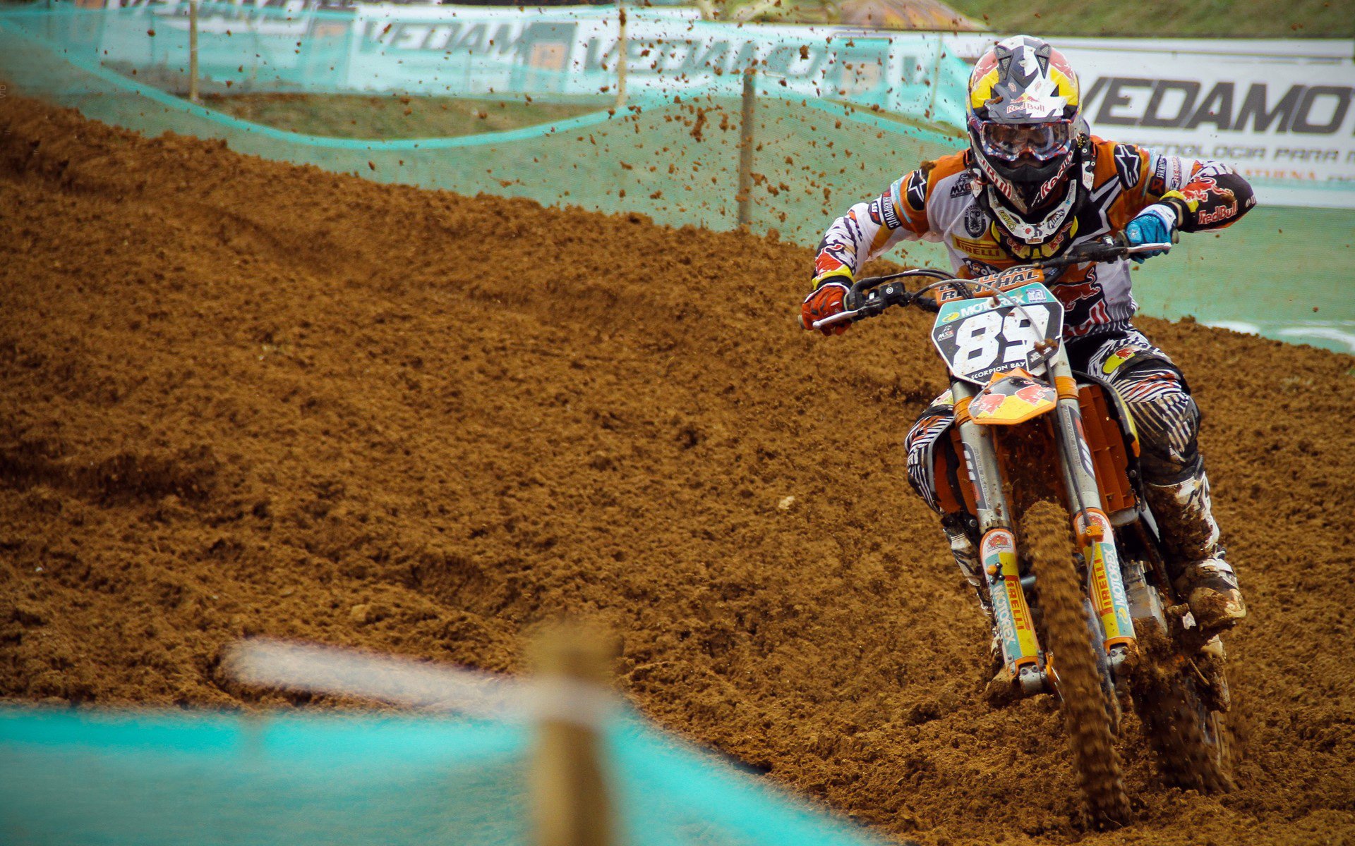 多支球队陷入积分胶着阶段每场比赛都牵动排名走势，球队积分表