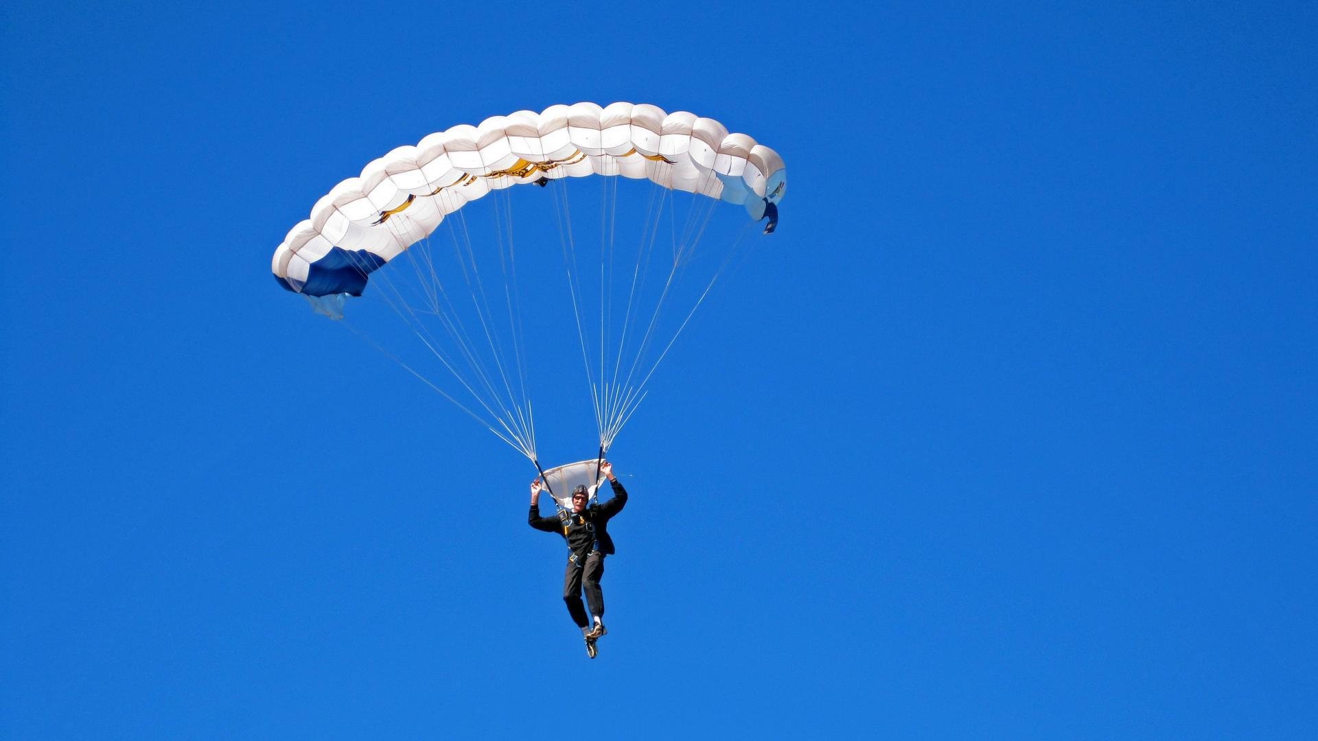 国家体育局加强“青少年运动+名校合作”实践探索：开启校园体育新纪元